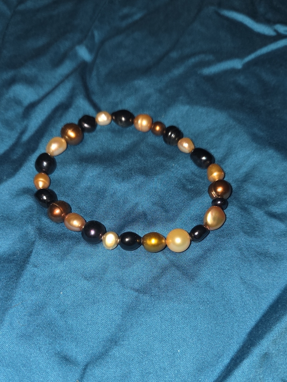 Gold and Black Pearl Stretch Bracelet 2 Peice